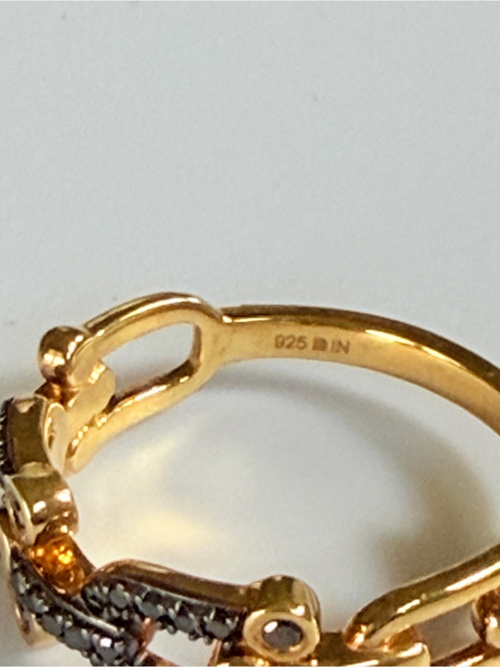 Rarities Carol Brodie GENUINE  1/5ctw BLACK Diamond Horseshoe Link Ring  7 NWT - Picture 8 of 12